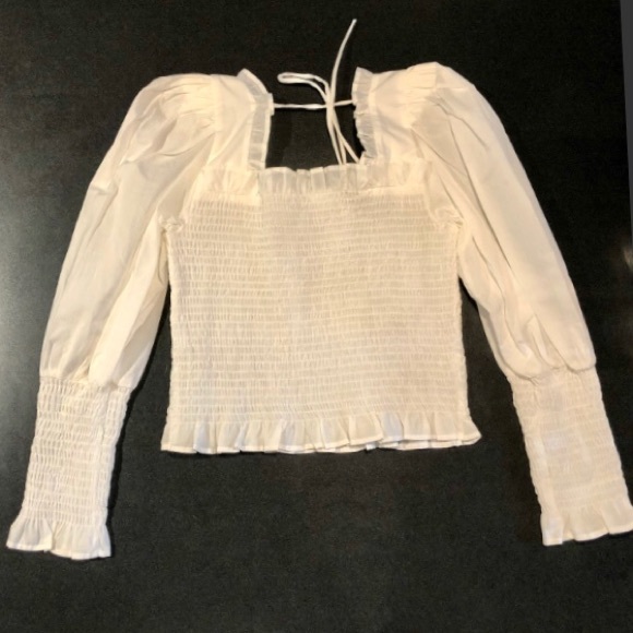 BNWOT perfect white summer top! - Picture 4 of 4
